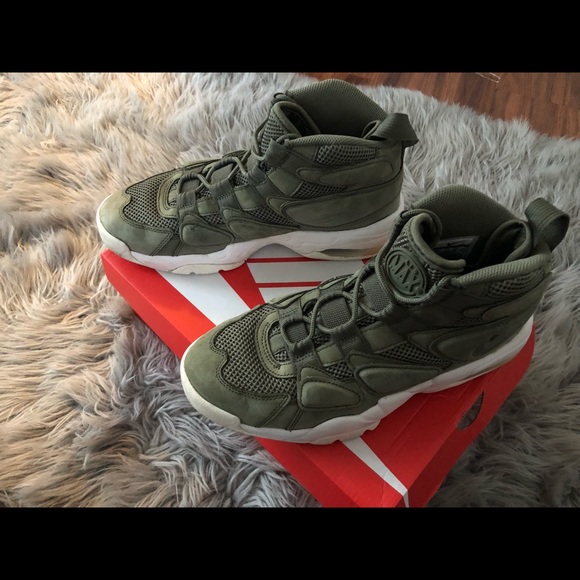 ❤️❤️MAKE AN OFFER❤️❤️ Nike Air Max - Picture 2 of 4